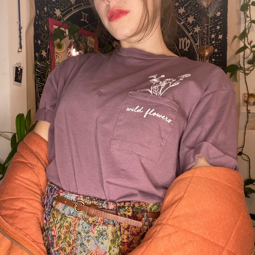 Purple Wildflower Tee - Dirty Laundry, size XL